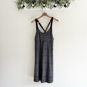 Patagonia Women’s Morning Glory Grey Athletic Dress Large J5016